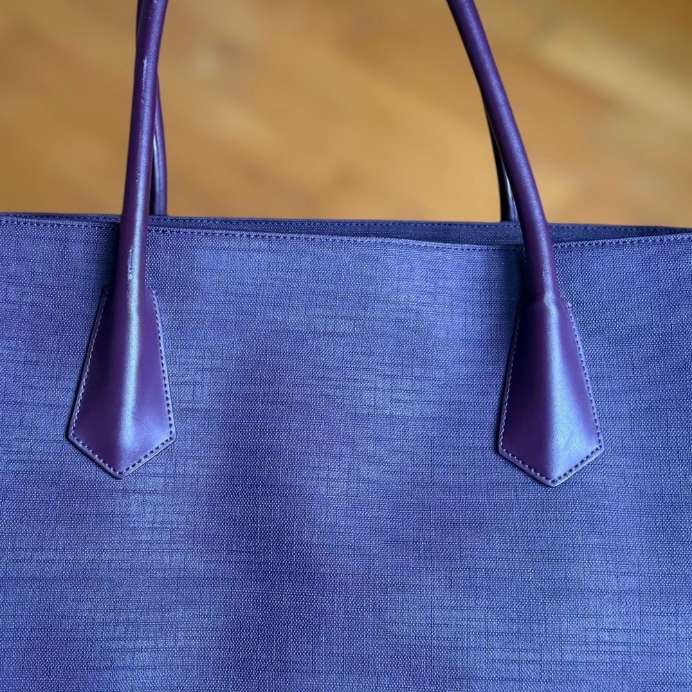 DAGNE DOVER Signature Legend Tote Bag - Picture 8 of 10